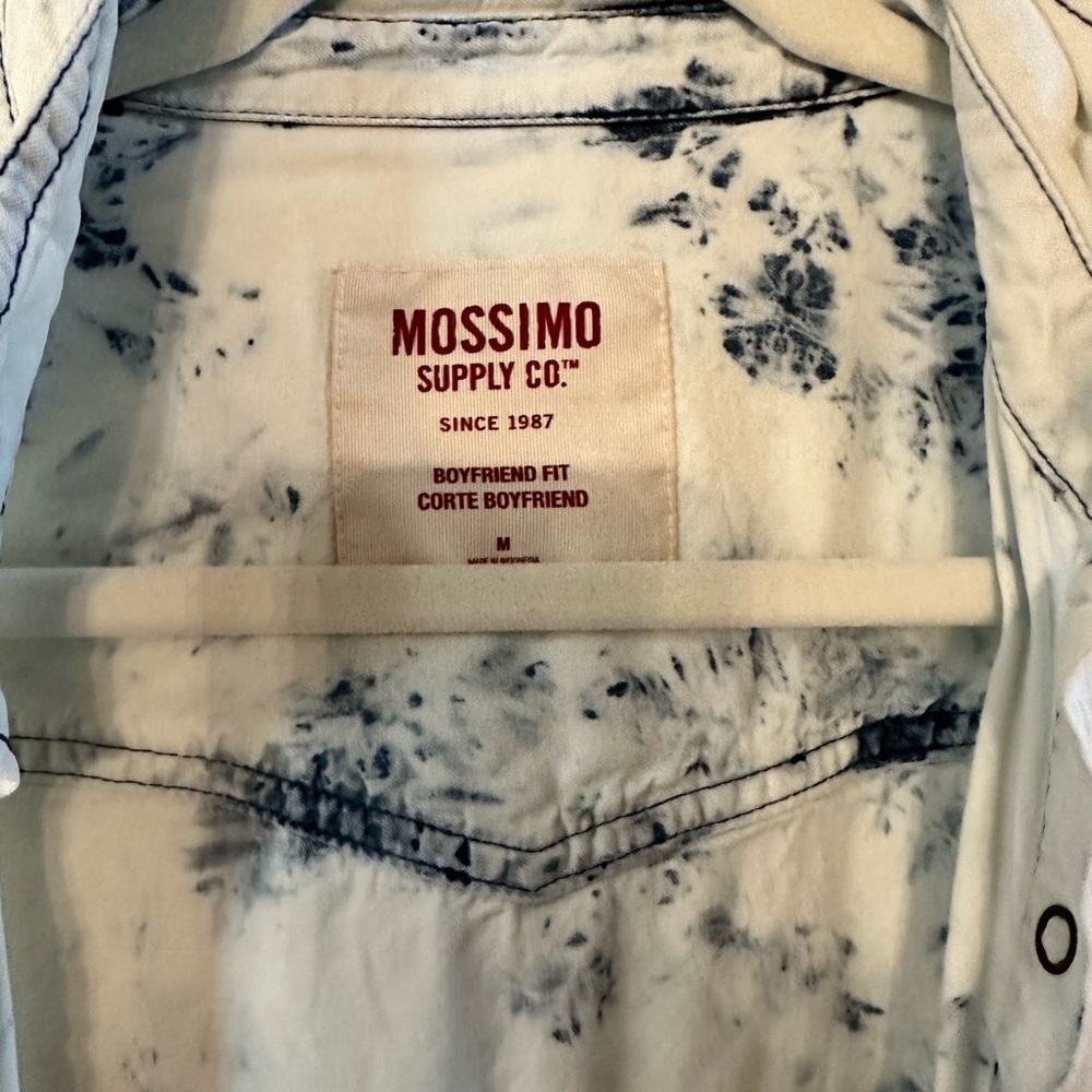 Missimo Boyfriend Fit Acid Wash Button Up